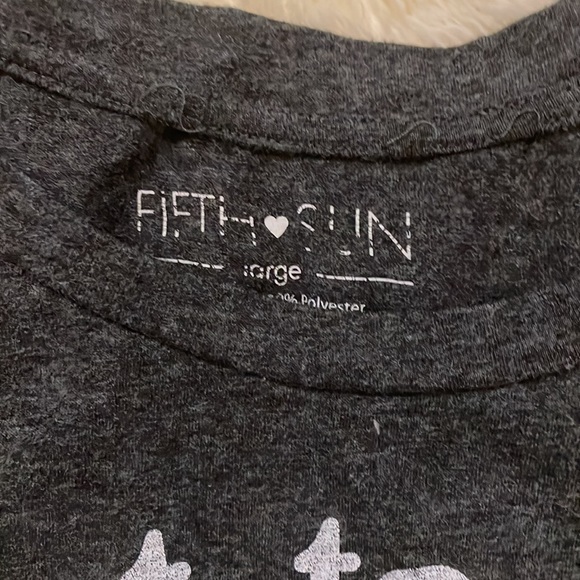 🔐CUTEST TARGET TEE • SLIGHT CROP • LARGE 💳 - Picture 3 of 4